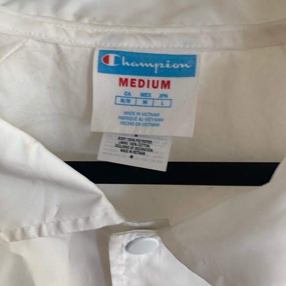 Champion wind breaker - Picture 2 of 2